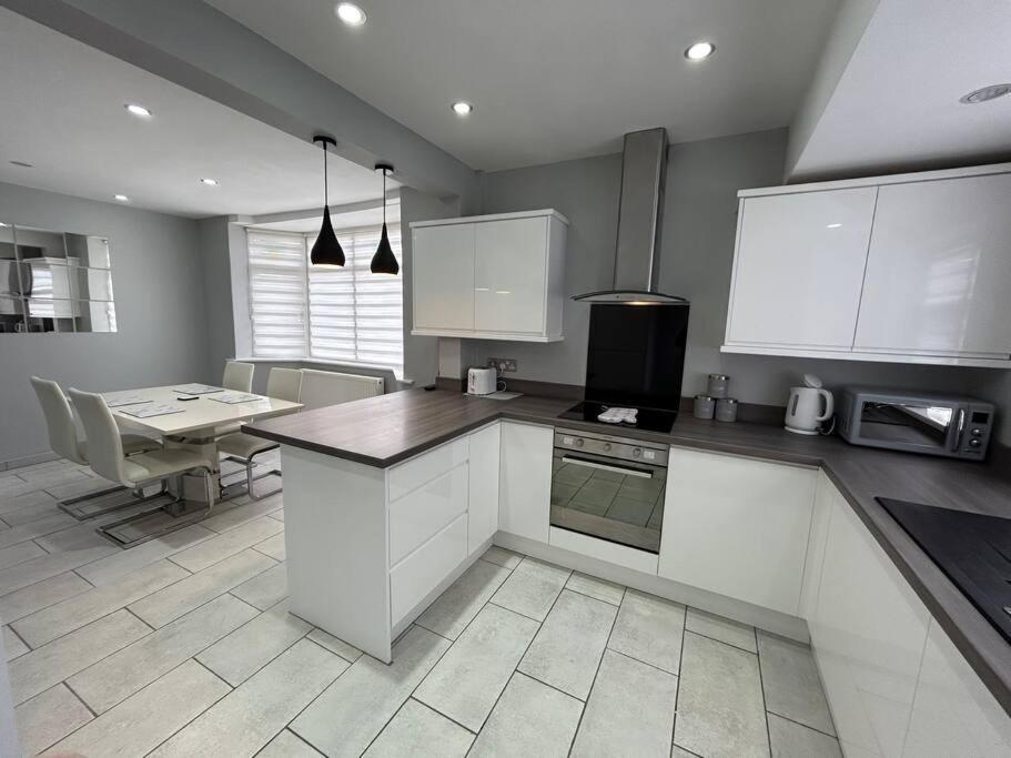 Fresh & Spacious House Rhyl Extérieur photo